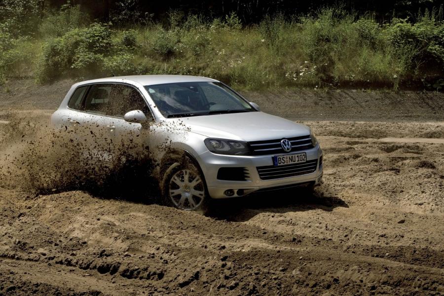  Volkswagen Touareg 2010 года  (фото 36 из 139)